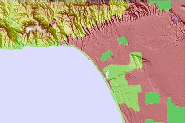 Surf spots located close to Bay Street