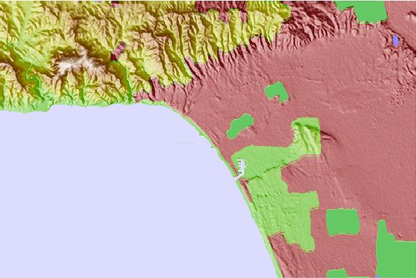 Surf breaks located close to Bay Street