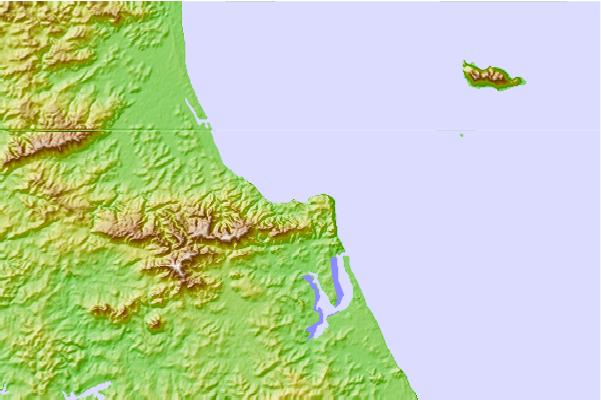 Surf spots located close to Langs beach