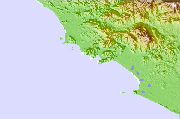 Surf spots located close to Los Gatos