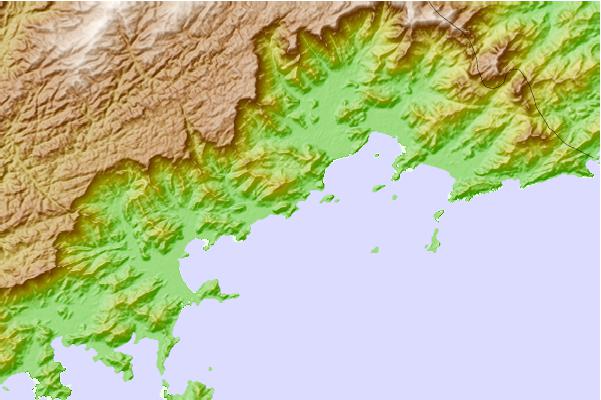 Surf spots located close to Praia do Felix
