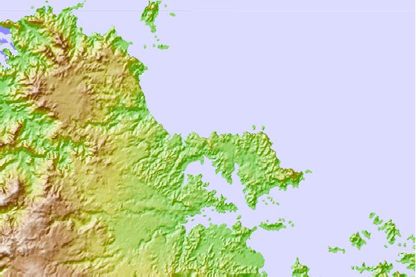 Surf spots located close to Taronui Bay