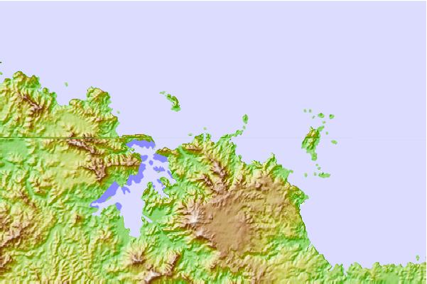 Surf spots located close to Tauranga Bay