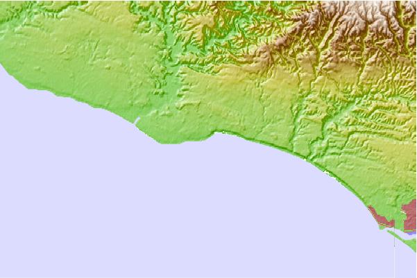 Surf spots located close to Wainui Reef