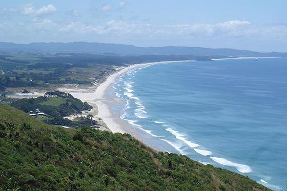 Pakiri beach