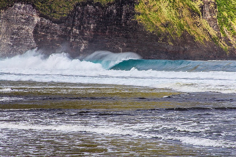 Valley of Kingz, Waipio Valley