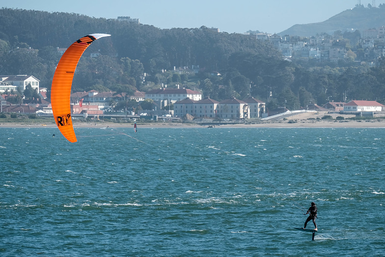 Kite Surfing off Crissy Field, Fort Point