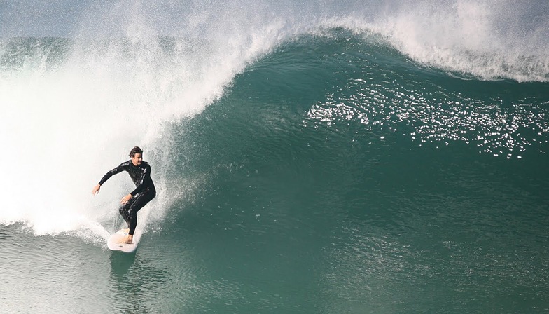 Mid Winter Sydney Surfing, Tamarama Reef