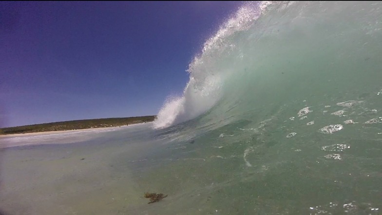 Shore break barrels, Smiths Point and Beach