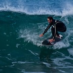 Surfing in Winkipop 