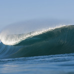 pipeline breaking to barrel, Banzai Pipeline and Backdoor