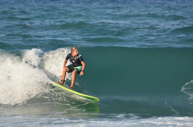 Max-M.J, Lozenets Beach
