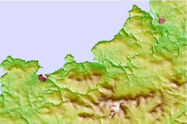 Surf spots located close to Newport