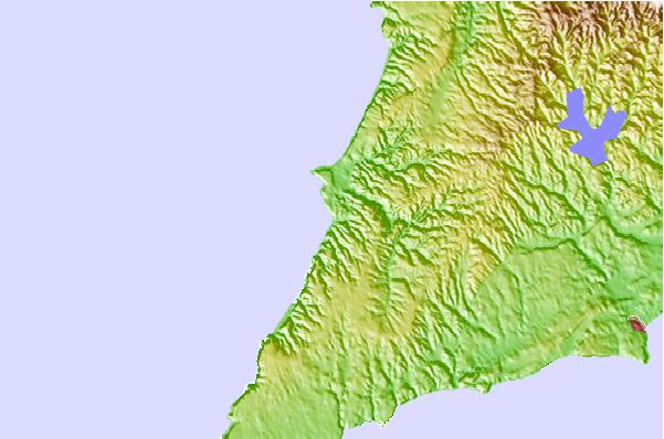 Surf spots located close to Praia do Amado