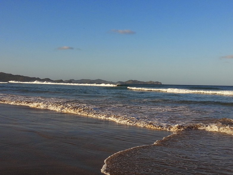 Takou Bay surf break