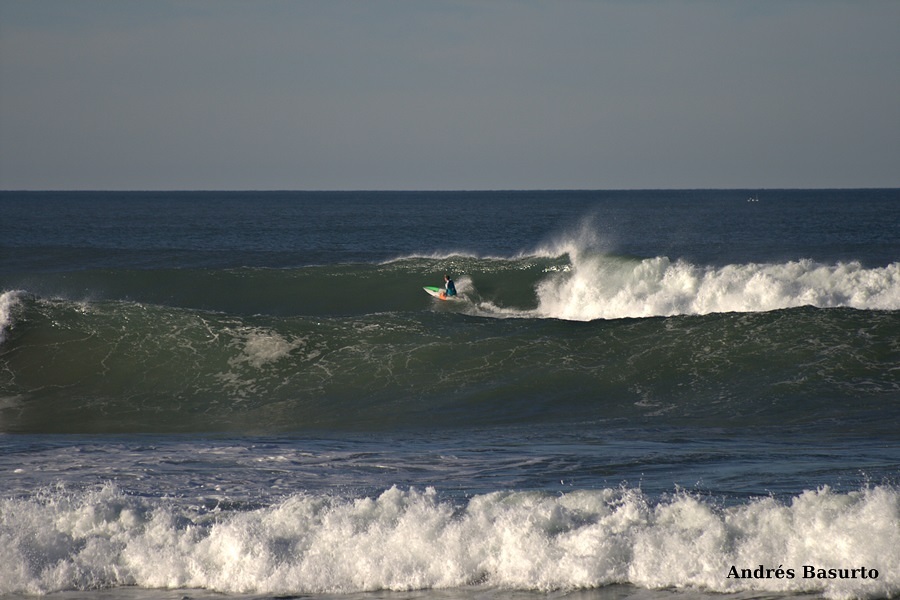 Entre las olas, Zarautz