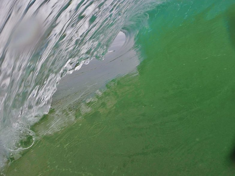 Kawana Beach surf break