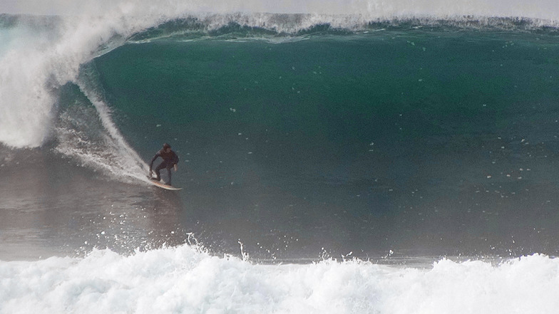 Spooners Cove surf break