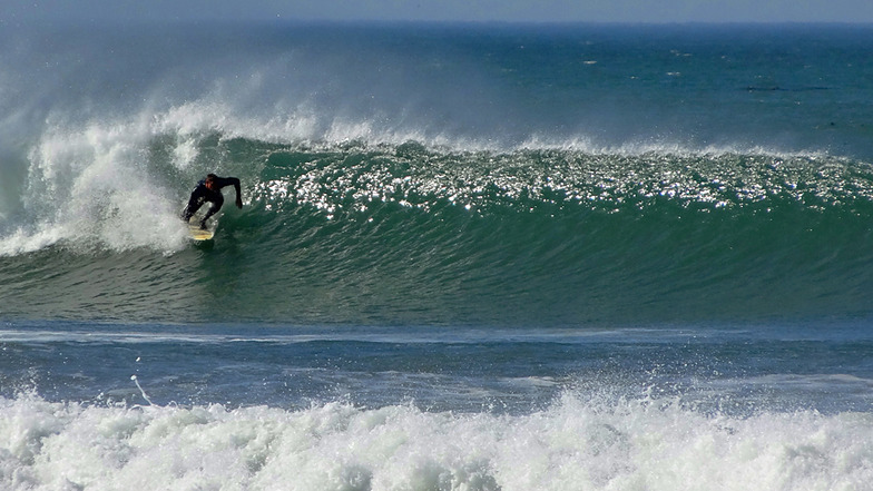 Cayucos Pier surf break