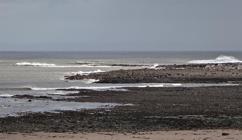 Port Eynon Point surf break