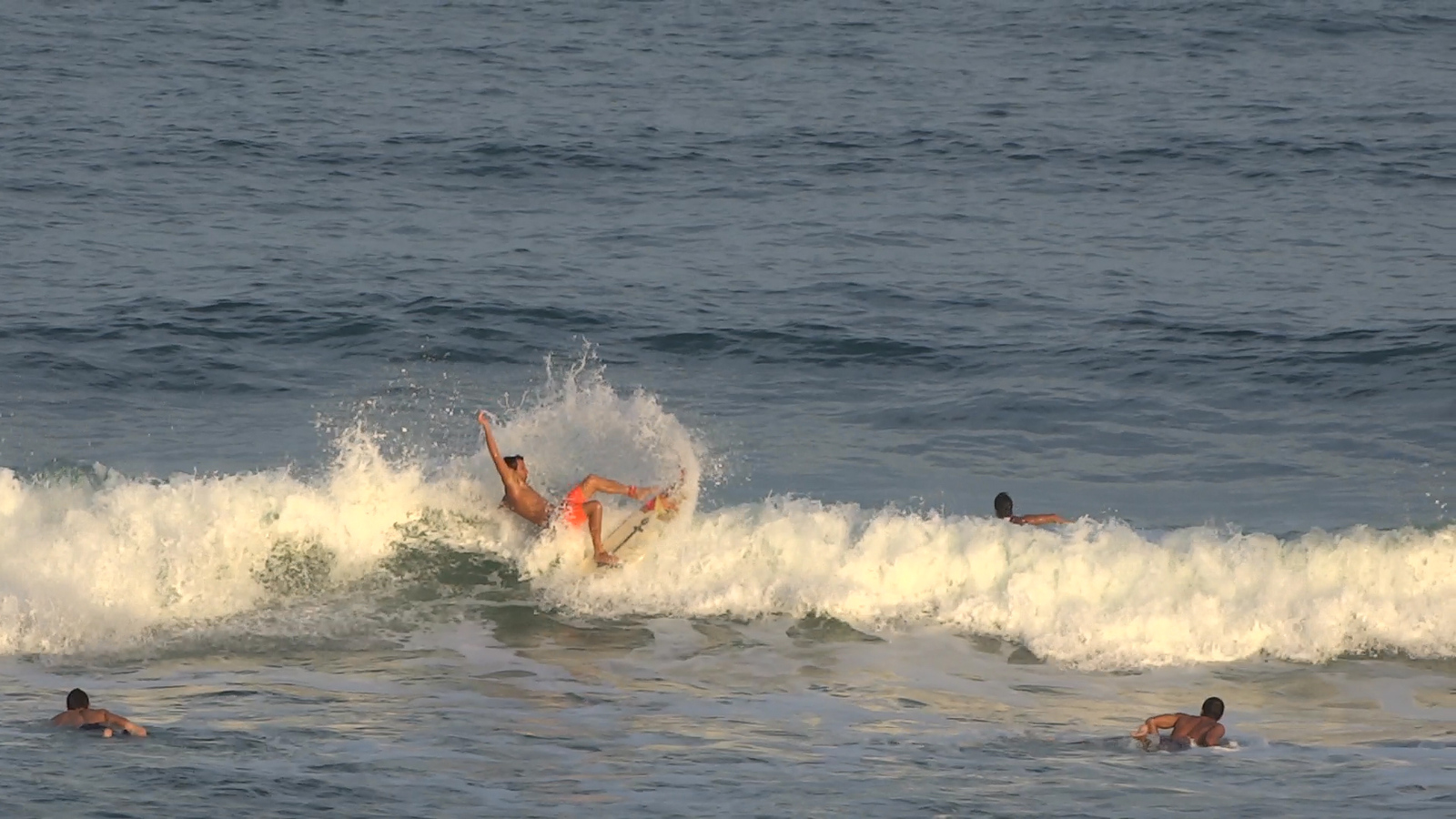 Gabriel Saudades no Mampituba, Molhes de Mampituba