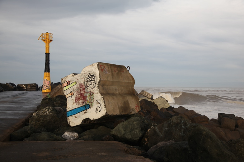 Left from the jetty, Anglet - La Barre