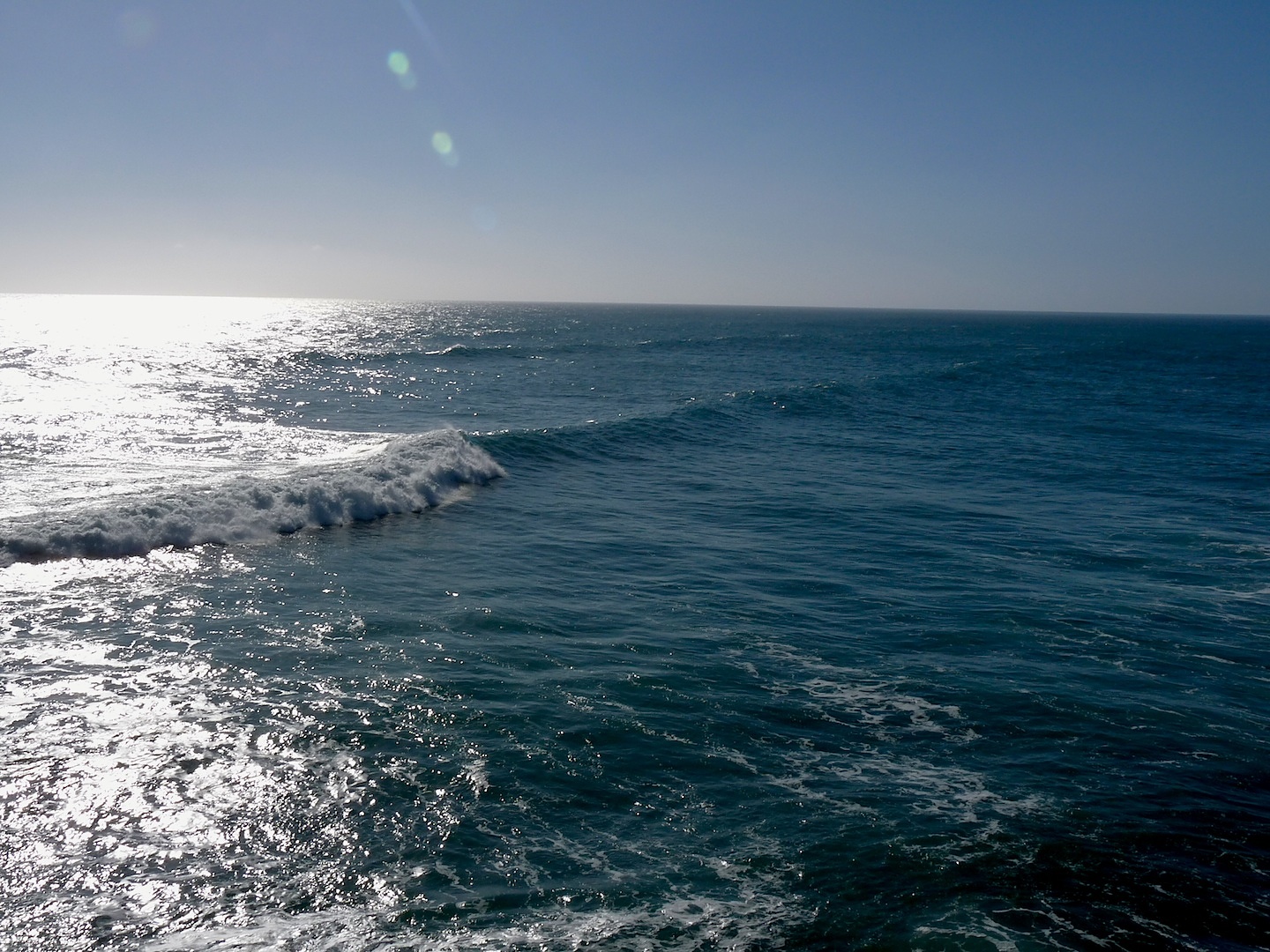 Long period and overhead, Fletchers Beach