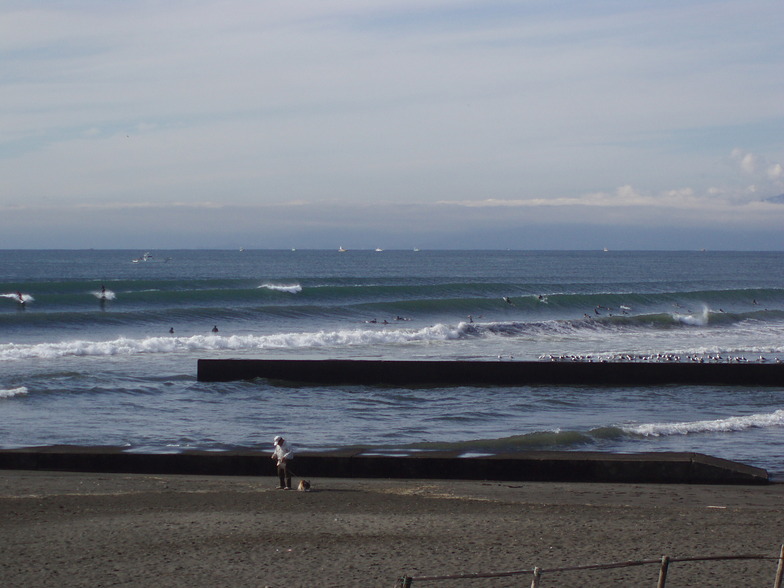 Shonan surf break