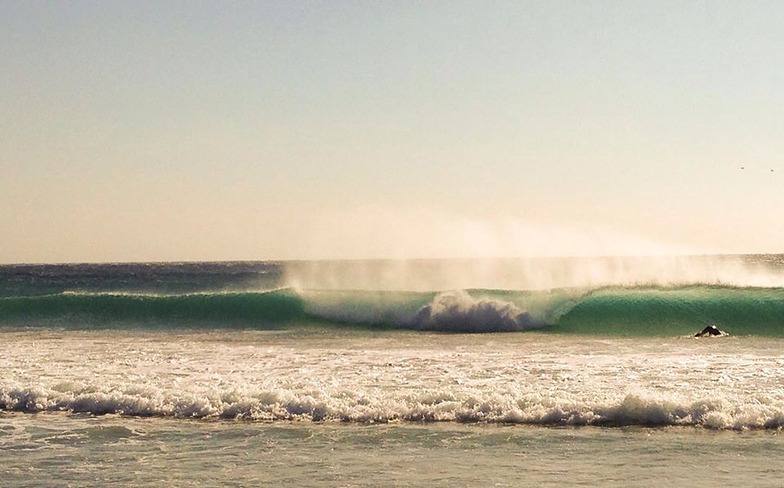 Kisami-Ohama Beach surf break