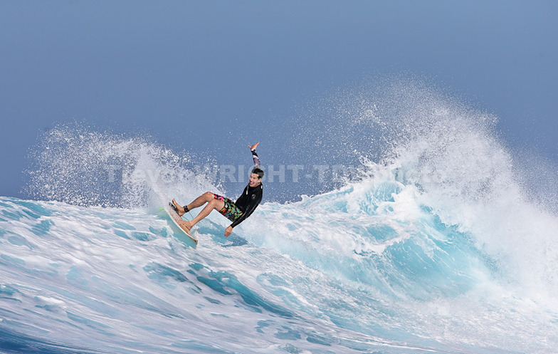 Fiji surf, Swimming Pools