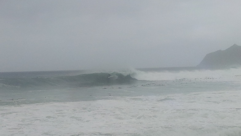 Black Rocks surf break