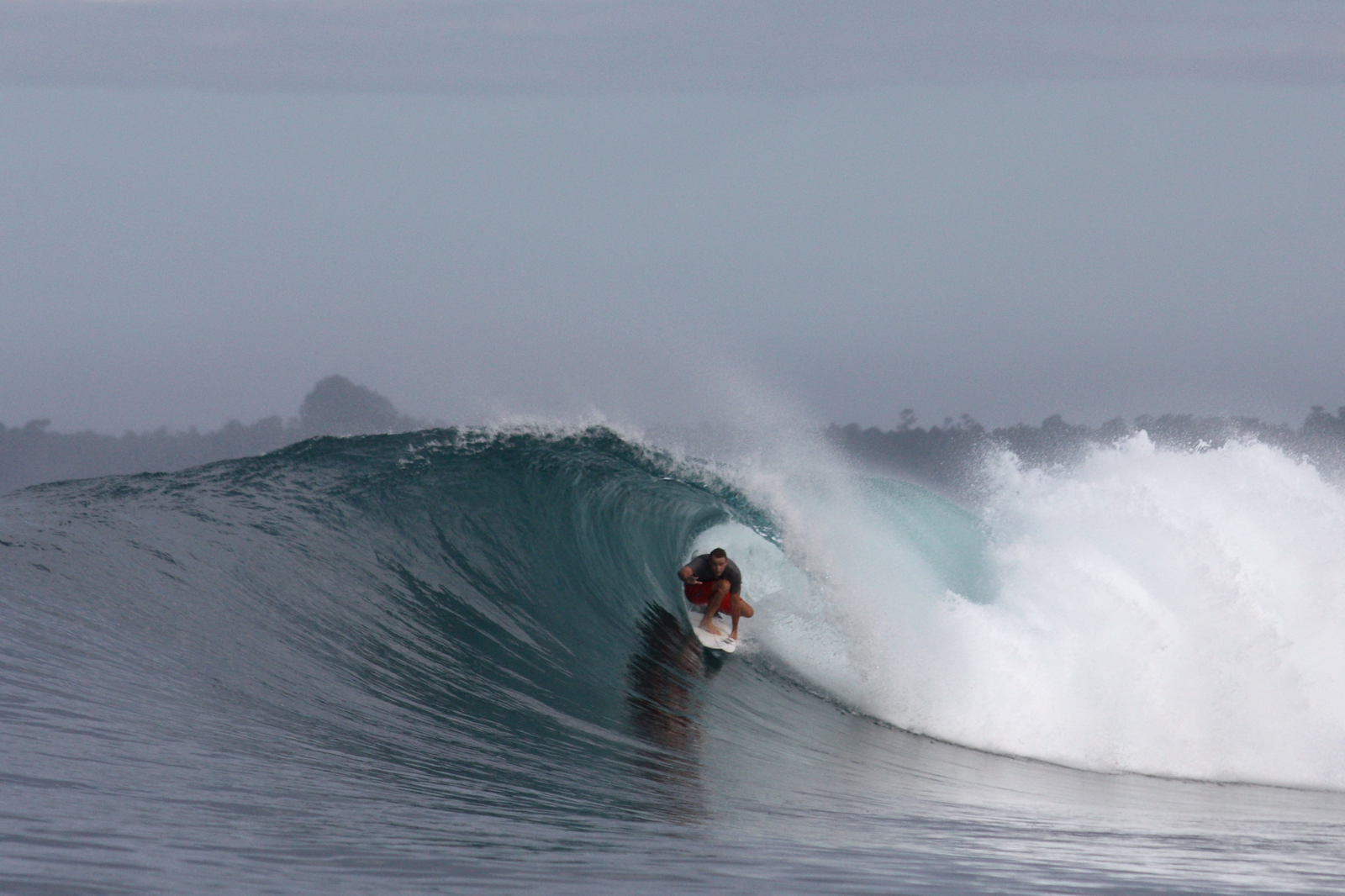 Waving hello from the barrel, Mandiri