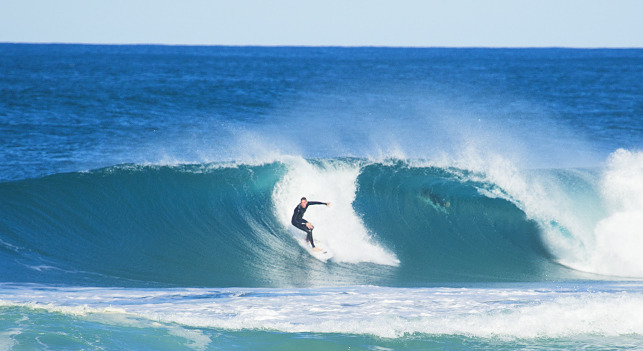 Nobby's Beach surf break