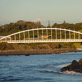 Wave bridge, Waiwakaiho