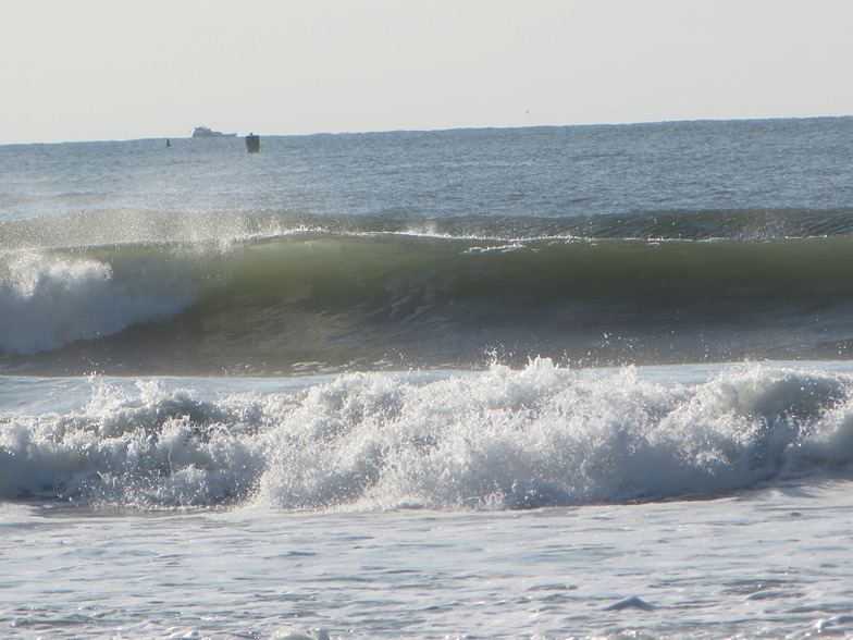 Narragansett Town Beach surf break