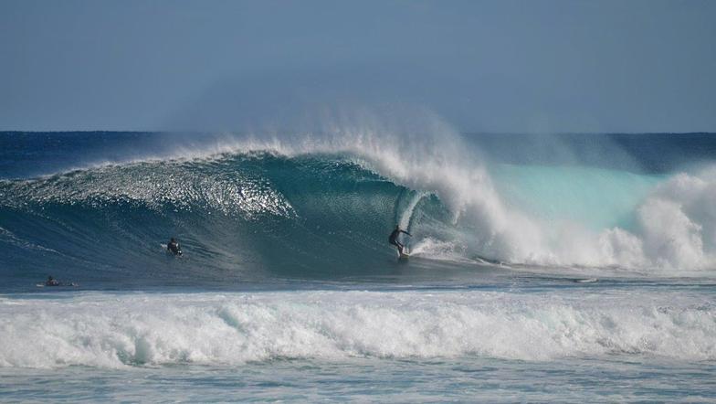 Yallingup Beach surf break