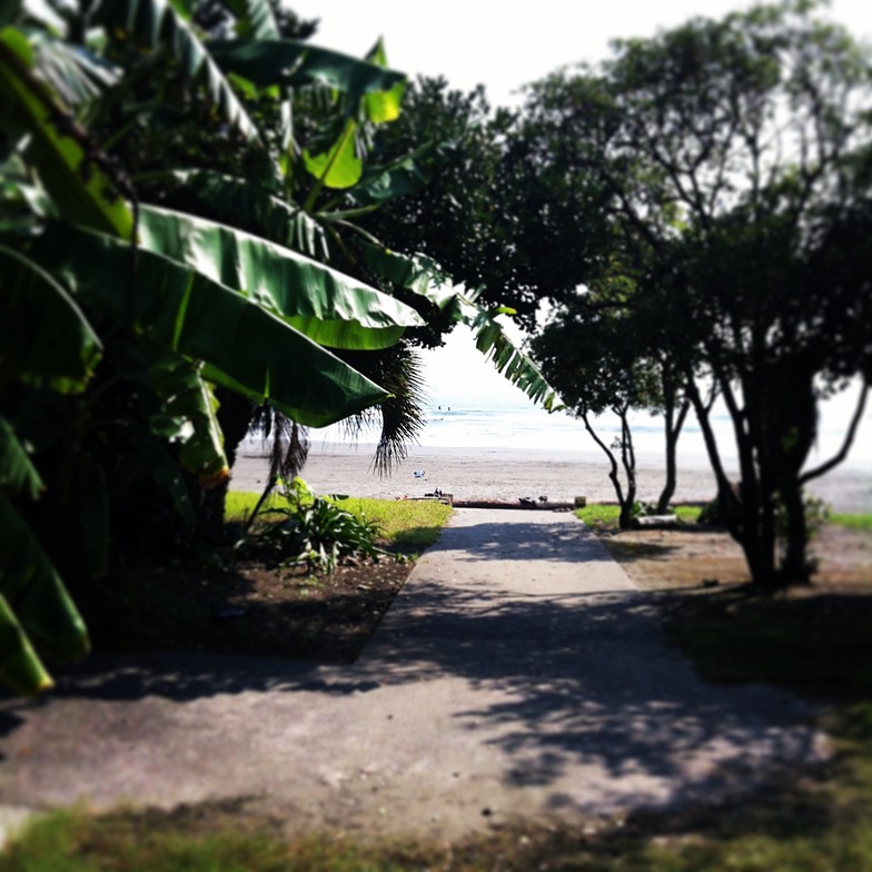 Kanegahama surf break