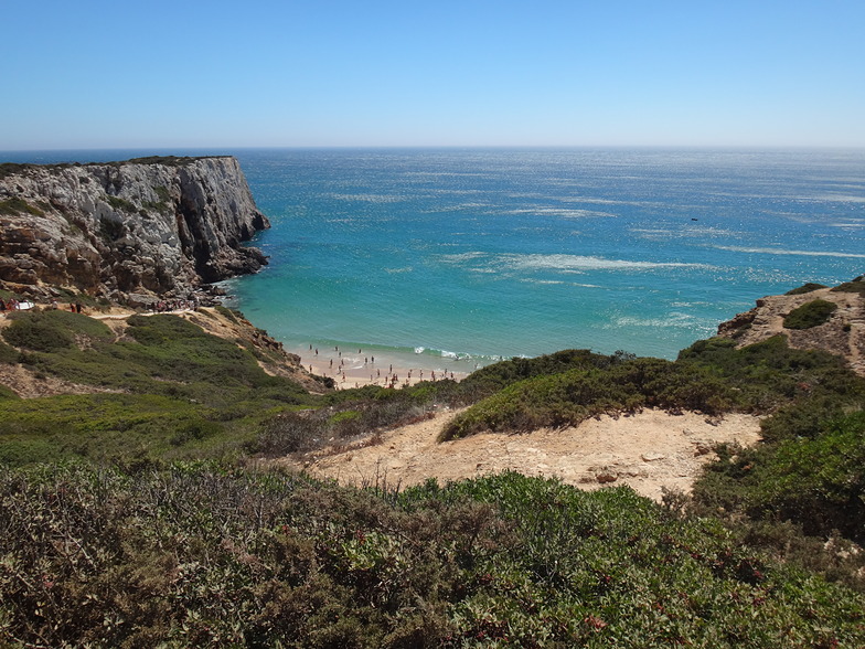Sheltered, Beliche