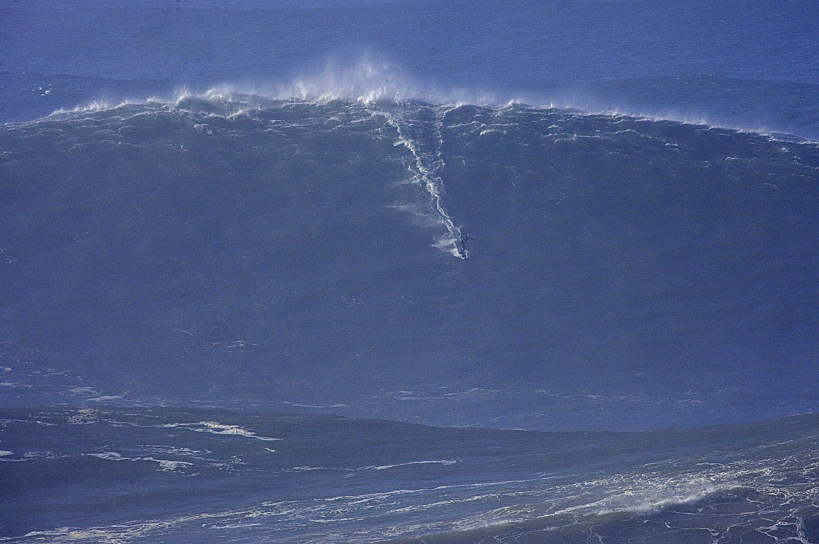 THE WALL, Nazare
