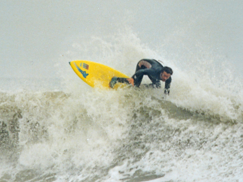 Puerto Marina surf break