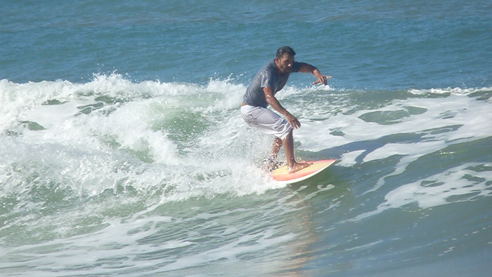 Jonny Mamut, Chirimena