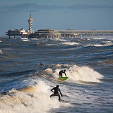 Surf at Scheveningen, Scheveningen Pier