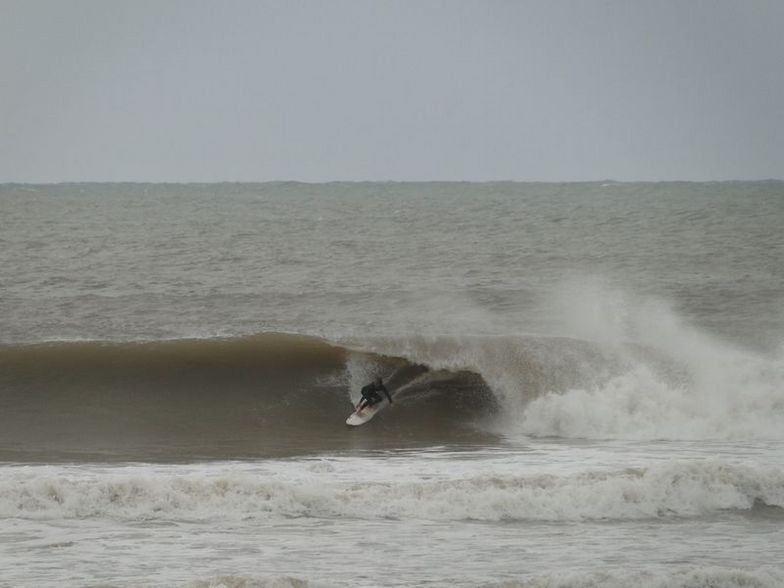 Molho Leste surf break