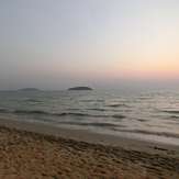 surfing impossible, Sihanoukville