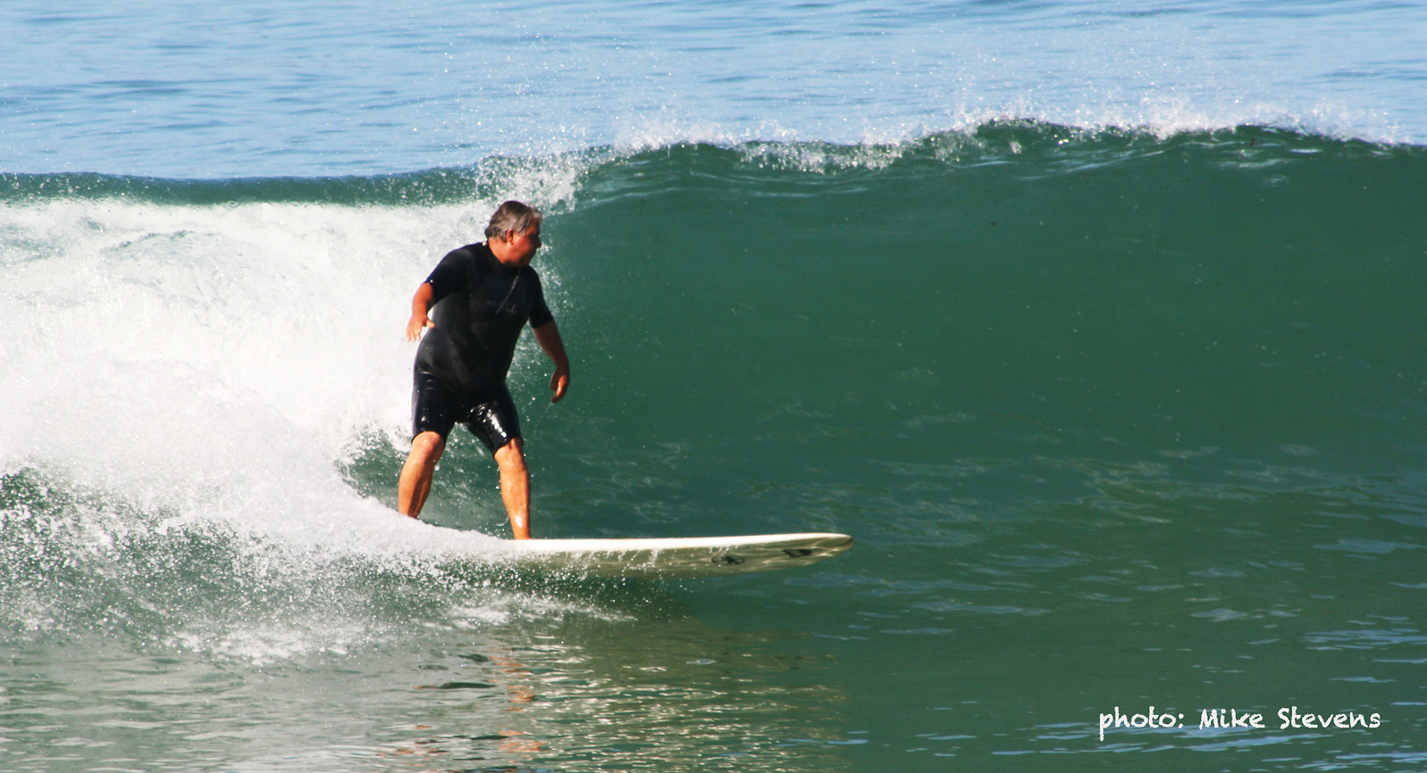 Some nice lefts coming in today, Bolinas Jetty