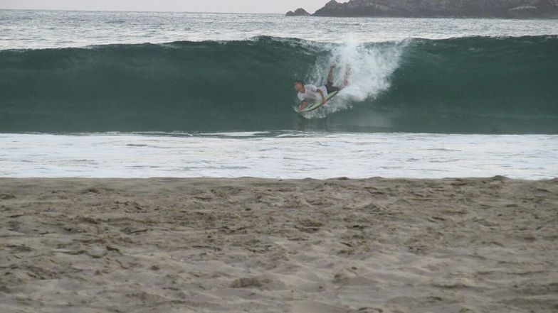 Escolleras surf break