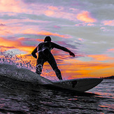 Mount Maunganui Sunrise Surf, Tay street