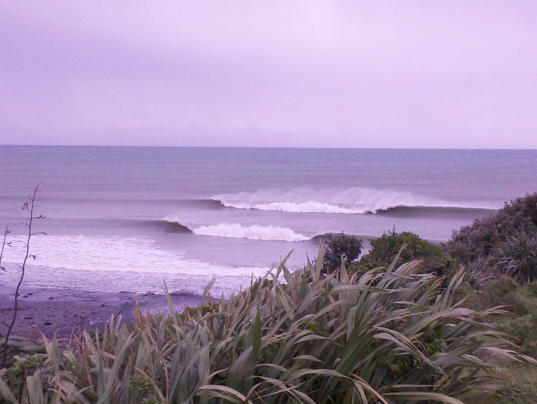 Back Beach surf break