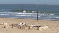 High tide nnw swell at the beach club in blankenberge photo