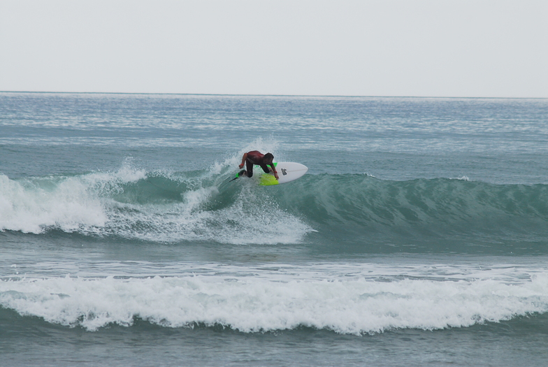 Mahanga Point surf break